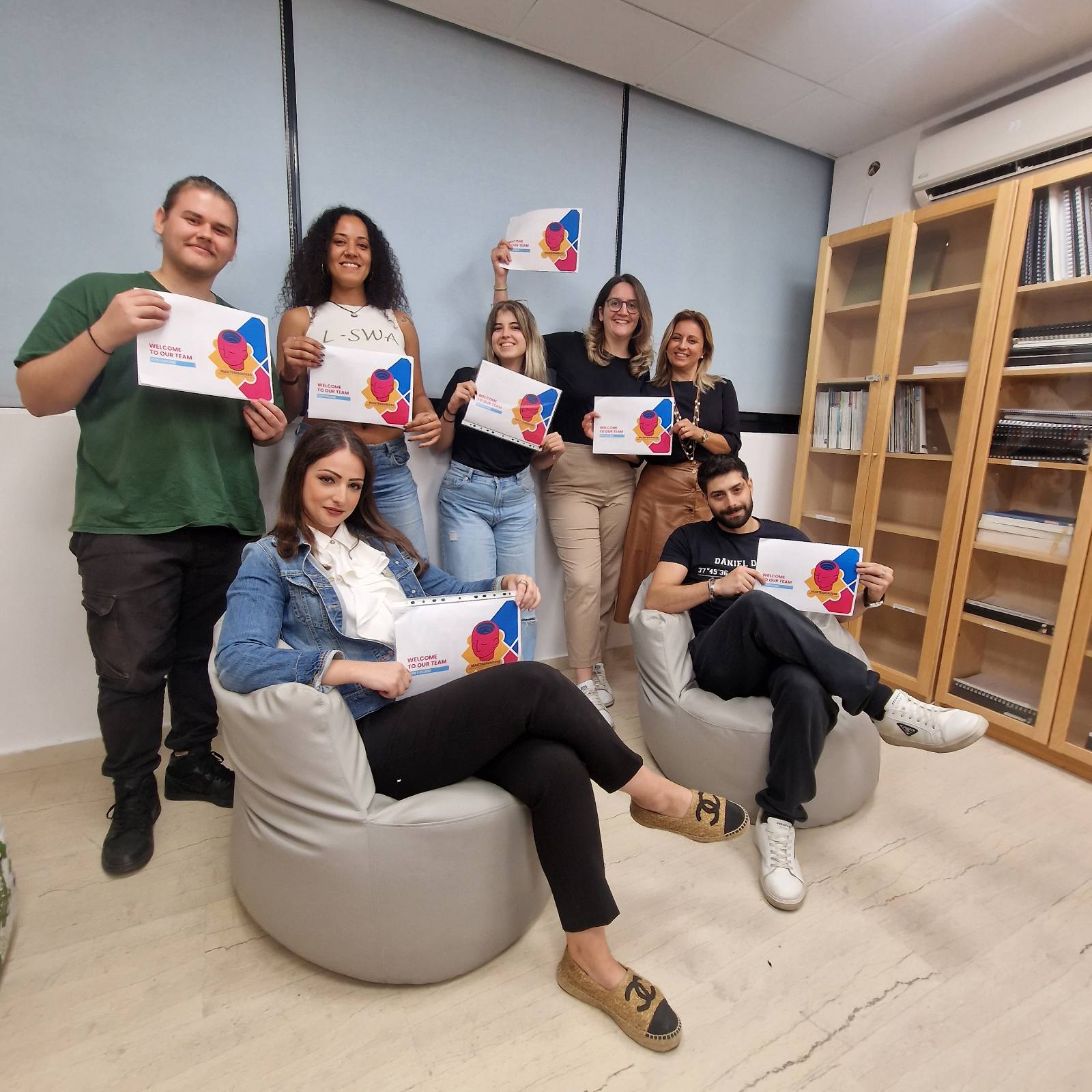 Students-Volunteers-Masterminders